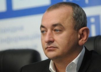 Майор Нацгвардии требовал от подчиненного взятку 1,5 тыс. евро, - Матиос