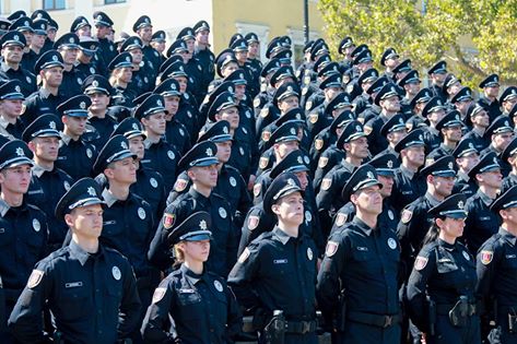 В Закарпатской области завтра присягу примет новая полиция