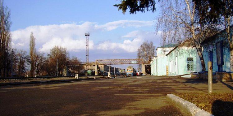 Украинские солдаты разминировали подъездные пути в районе Попасной