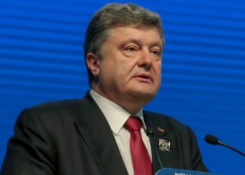 Порошенко собирается посетить Францию