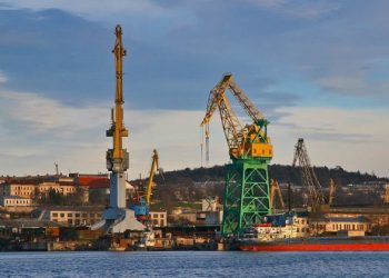 В Севастополе сгорели две трансформаторные подстанции