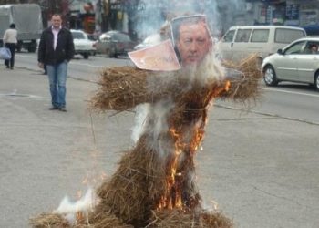 В Крыму прошел антитурецкий митинг