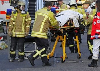Один человек погиб во время пожара в отеле в Берлине