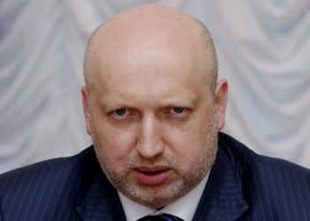 Турчинов заявил о возрождении капелланского служение в армии, - пресса