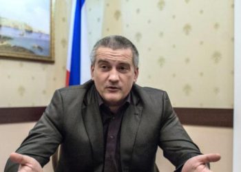 Аксенов объявил в Крыму режим военного времени, — СМИ