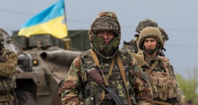 Ситуация в зоне АТО обострилась, - штаб ВСУ