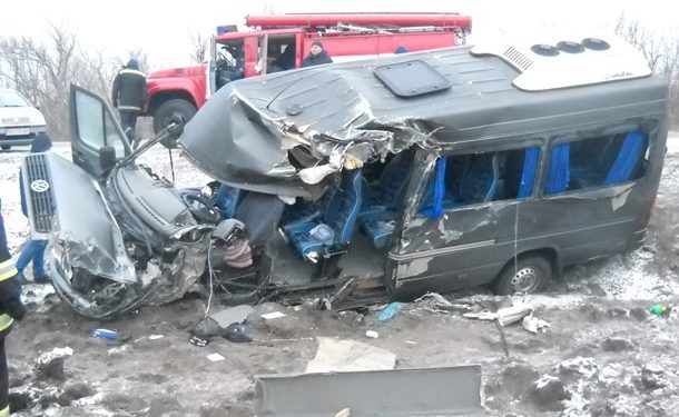 Десять человек пострадали в аварии в Кировоградской области