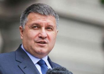 Аваков прокомментировал митинг «отсеянных» милиционеров