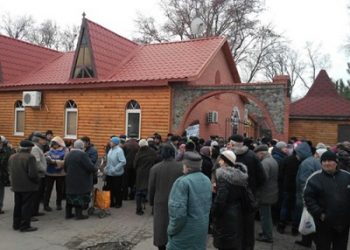 В Сартану доставили помощь от Гуманитарного штаба