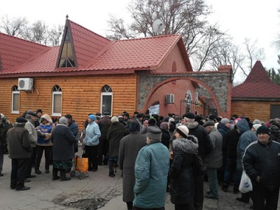 В Сартану доставили помощь от Гуманитарного штаба