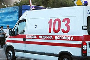 Неизвестные подожгли в Киеве две машины скорой помощи