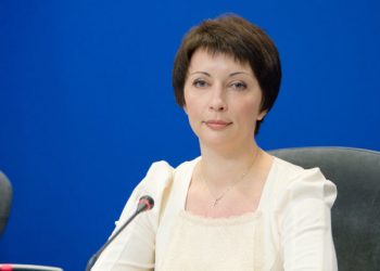 Портнов сообщил об освобождении из-под стражи Елены Лукаш