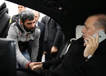 Эрдоган спас от самоубийства человека