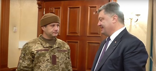 Президент Украины встретился с освобожденным из плена «киборгом» «Рахманом»