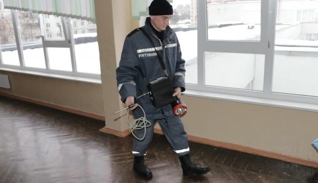 В школе Харькова распылили газ, есть пострадавшие