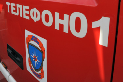 Оперативники нашли тела восьми подростков под завалами сгоревшей бани в ХМАО
