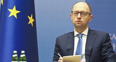 Украина сможет пережить зиму без закупки газа в России, - Яценюк