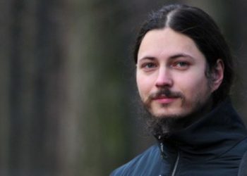 В России Монах Фотий выиграл четвертый «Голос»