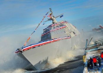 Корабль береговой охраны США вышел из строя в открытом море