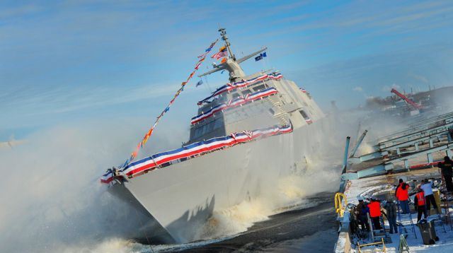 Корабль береговой охраны США вышел из строя в открытом море