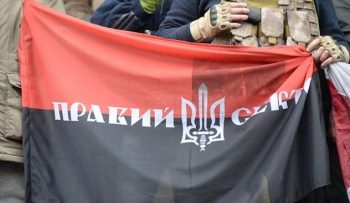 «Правый сектор» больше не участвует в блокаде Крыма