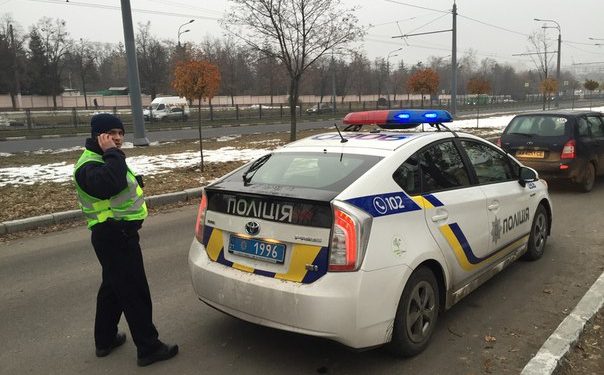 На проспекте Гагарина в Харькове оперативники сбили женщину