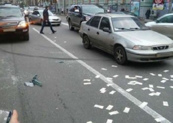 Под Радой ограбили автомобиль
