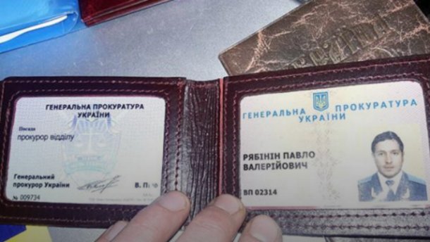 В Киеве пьяный прокурор стрелял по фонарям
