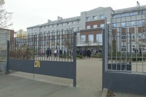 В Киеве учительница избила старшеклассницу