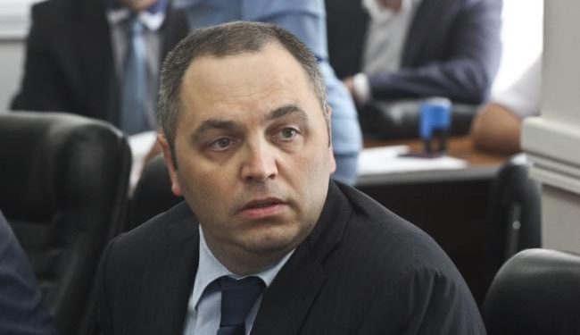 Портнов продает папку с подписями за отставку Шокина