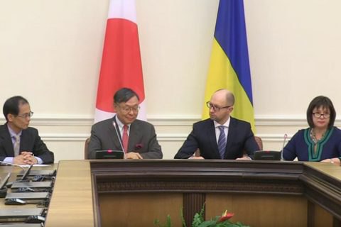 СМИ: Япония выделила Украине $300 млн
