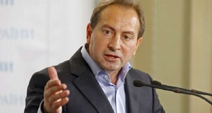 CМИ: Люди Яценюка угрожают лишить Томенко депутатского мандата