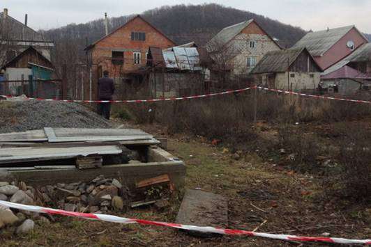 В Закарпатской области в канализации обнаружили расчлененного мужчину