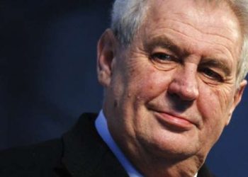 Глава Чехии назвал наплыв мигрантов «организованным вторжением»