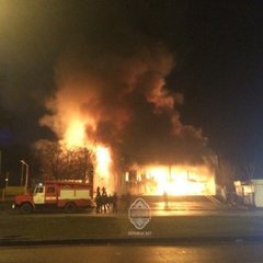 В ночной Одессе огонь уничтожил центр подготовки бойцов АТО
