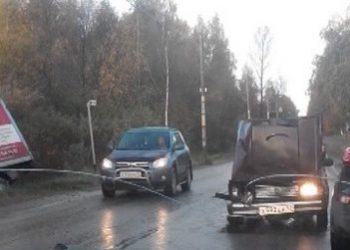 Гололёд стал причиной массовой аварии в Санкт-Петербурге