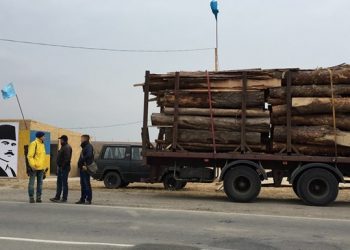 Активисты блокады Крыма оставляют блокпосты на админгранице, - пресса