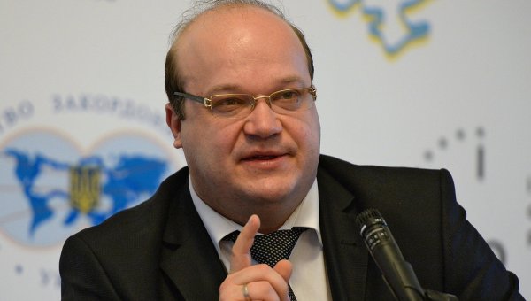 США в ближайшие месяцы могут предоставить Украине военную помощь, - В.Чалый