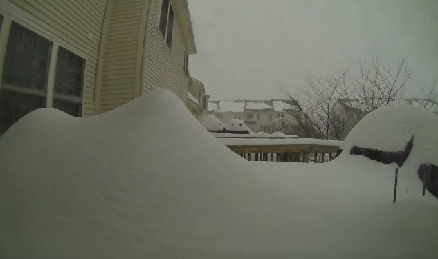 В сети появилось видео масштабов снежного бедствия в США