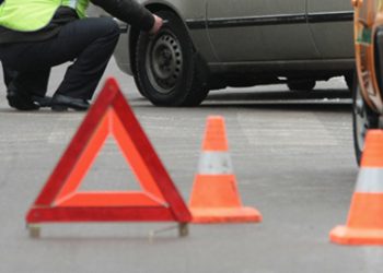 На автотрассе Киев-Чоп загорелся автомобиль