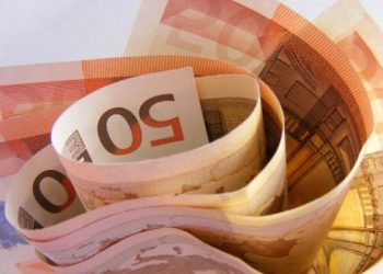 Во Франции сирийский беженец выиграл миллион евро в лотерее