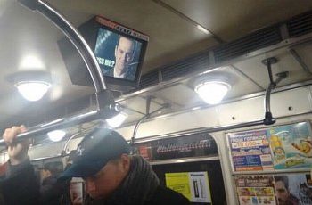 Хакеры взломали мониторы киевского метро, разместив снимок Мориарти