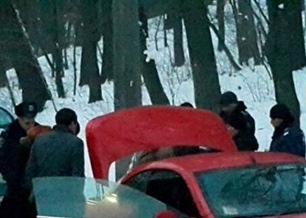В Киеве в салоне машины обнаружили тело с огнестрельным ранением