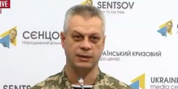 В зоне АТО вдоль линии фронта активизировались снайперы террористов