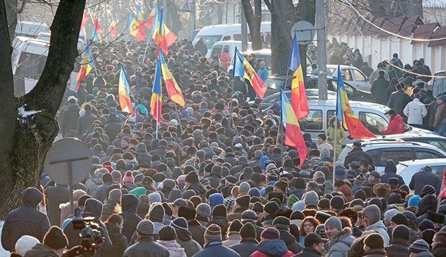 В Кишиневе мобилизованы все подразделения МВД в связи с протестами