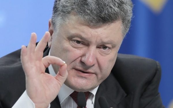 Порошенко уволил замкомандующего Нацгвардии