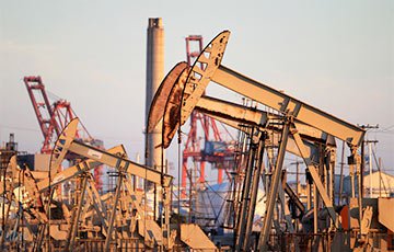 Аналитики допустили падение цен на нефть ниже $10 за баррель
