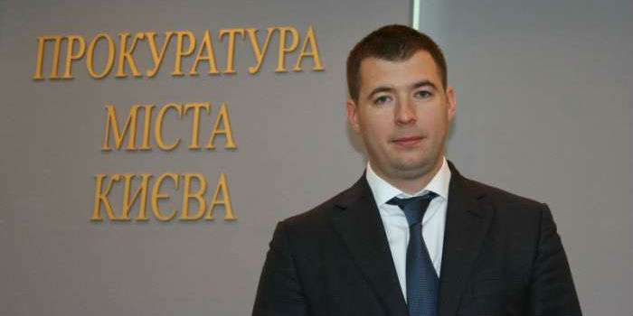 Дело против пьяного судьи с пистолетом закрыто