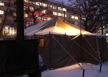 Из-за сильных морозов в Киеве развернули пункты обогрева
