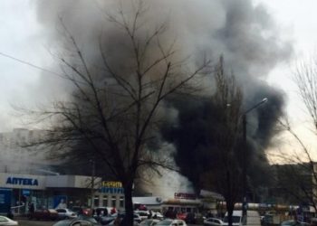 В Одессе вспыхнул пожар на рынке «Меркурий»
